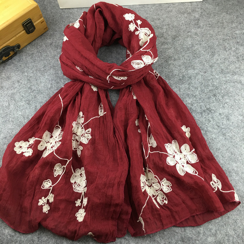 Many Colours Ethnic Embroidery - Shawl Wrap Winter recensione e prezzo