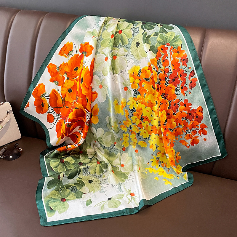 70x70cm Silk Scarf Square For  - Shawl Wrap Winter recensione e prezzo