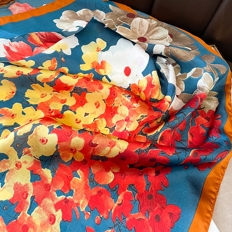 70x70cm Silk Scarf Square For  - Shawl Wrap Winter recensione e prezzo